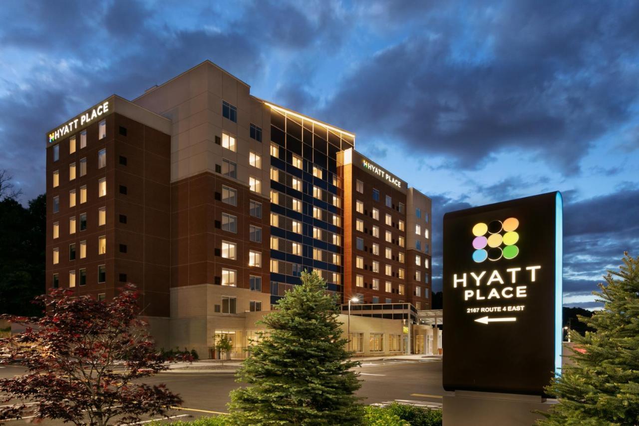 Hyatt Place Fort Lee/George Washington Bridge Bagian luar foto